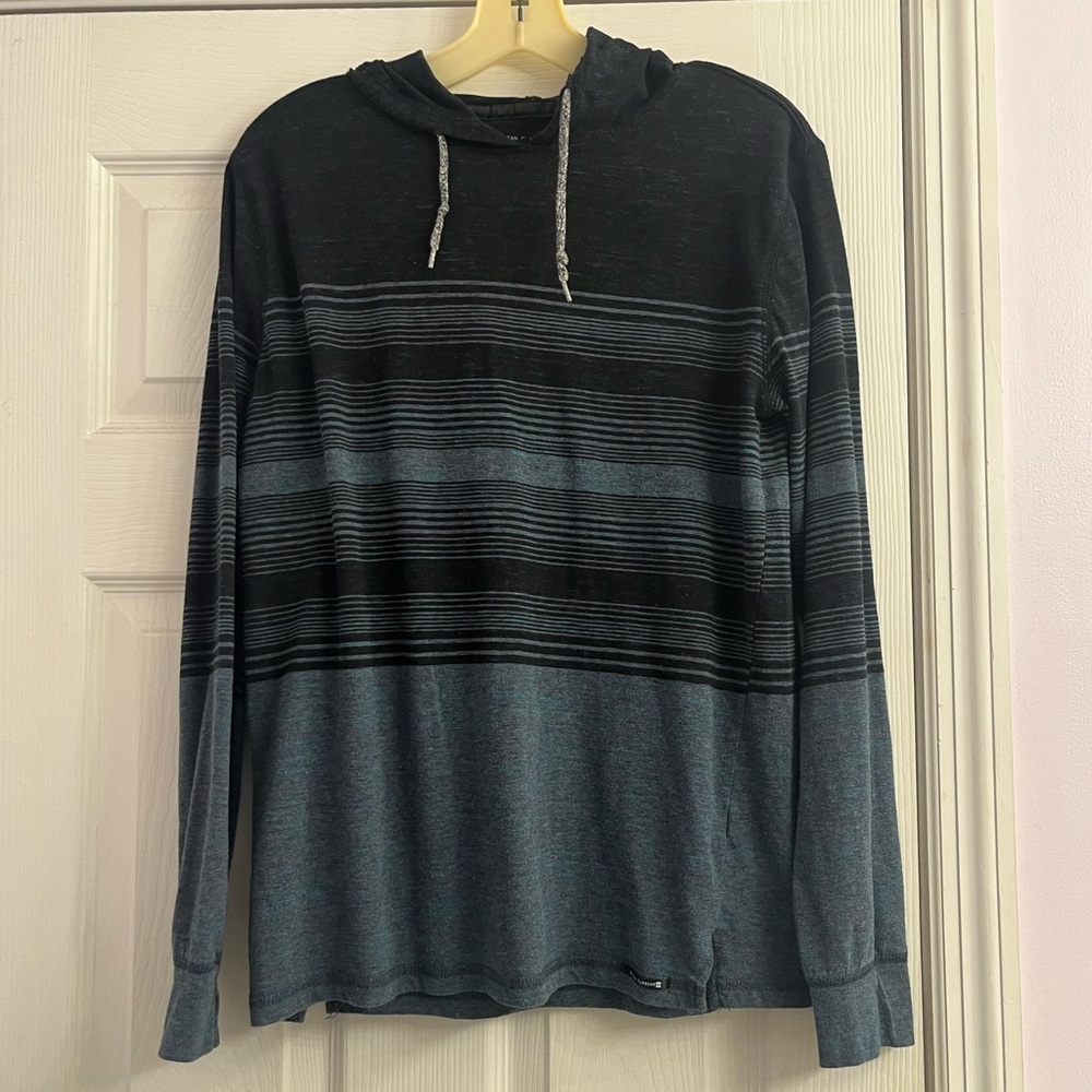 Ocean Current Men’s Pullover Lightweight Hoodie Size Small Blue Shades